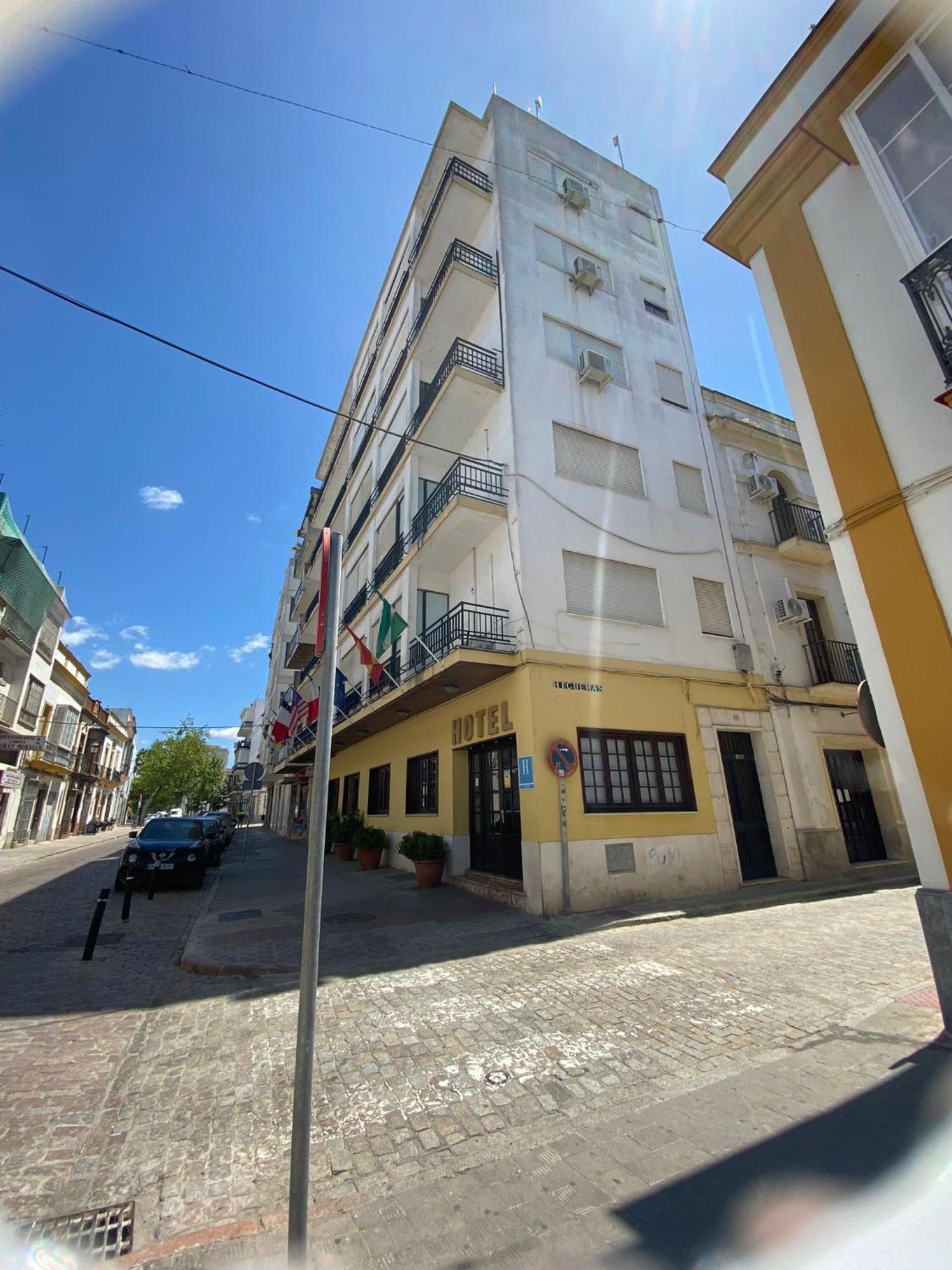 Joma Hotel 2*